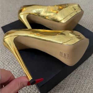 Giuseppe Zanotti Shiny Gold Platform Heels